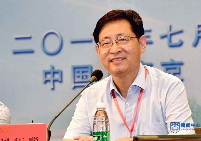 ½ nEO_IMG_QCD_6862.jpg